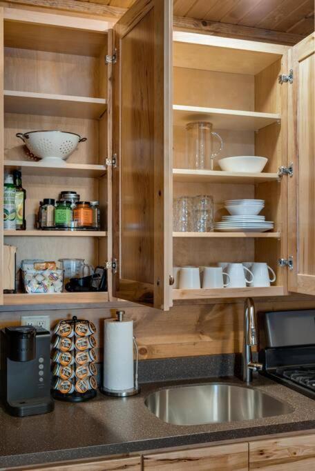 Hickory Suite - Main Street Lodge In 베를린 외부 사진