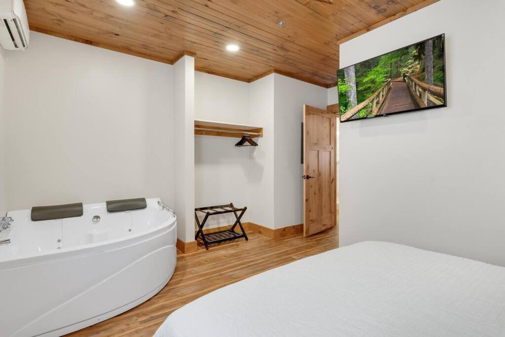 Hickory Suite - Main Street Lodge In 베를린 외부 사진